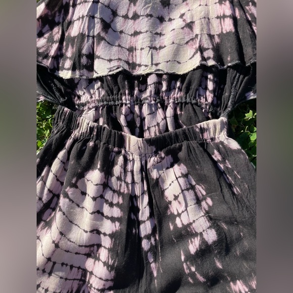 Tie-Dye Romper - Picture 9 of 11